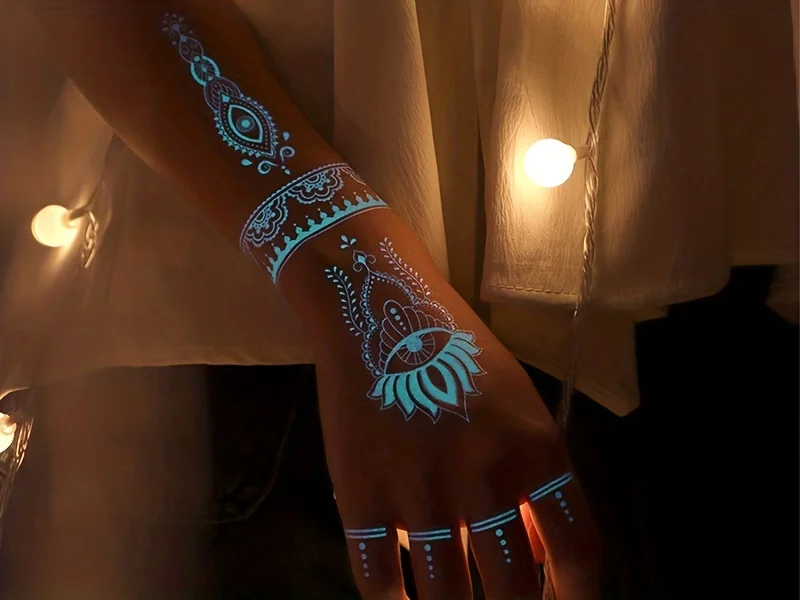 Blue Luminous Henna Tattoo Sticker Girls Tribal White Lace Lotus Tattoos Mandala Flower Fake Jewelry Pendant Temporary Tattoo