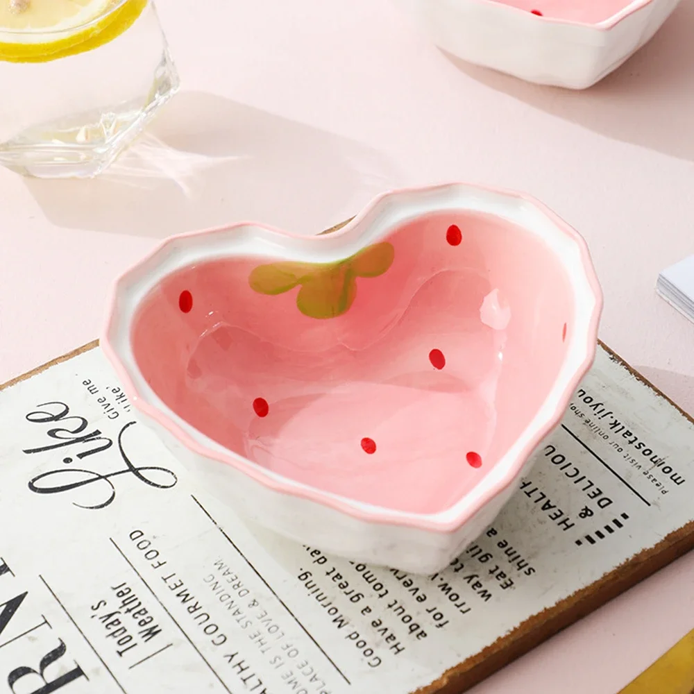 Strawberry Ramen Bowls and Spoons Creative Ceramics Anti-scald Instant Noodle Bowl Cute Strawberry Bowl Pretty Bowl
