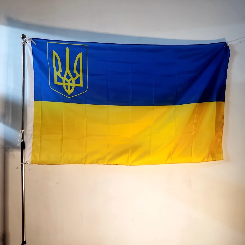 Ukraine Flag Garden Interior Decoration Banner Peaces Flag Wall Hanging Garden Flag Sign Decoration 90x150cm Polyester