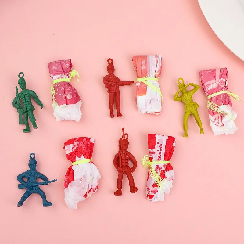 15Pcs Mini Hand Throwing Soldiers Parachute Outdoor Flying Toys for Children's Birthday Party Favors Goodie Bag Pinata Filler