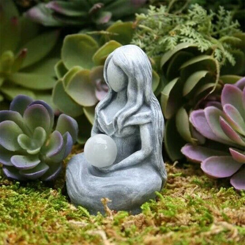 Moon Goddess Statue Creative Cafe Greek Mythological Figure Resin Sculpture Home Decor Figurines For Interior Decorations
