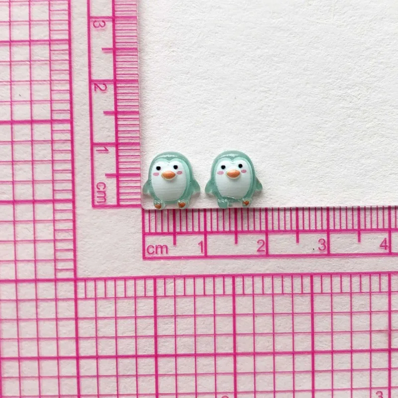 50pcs Cute 9mm Resin Mini Penguin Series Flat Back Stone Figurines DIY Wedding Scrapbook Manicure Accessories