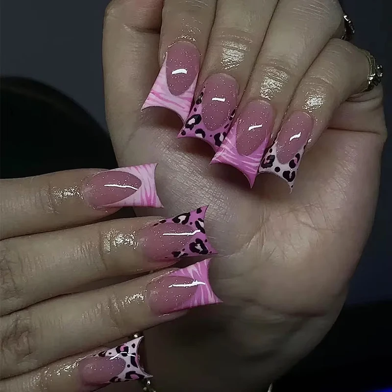 24Pcs Duckbill Press on Nails Y2K White French Edge Five Petal Flower Full Cover Acrylic Fake Nail Diamond inlaid Nail Art