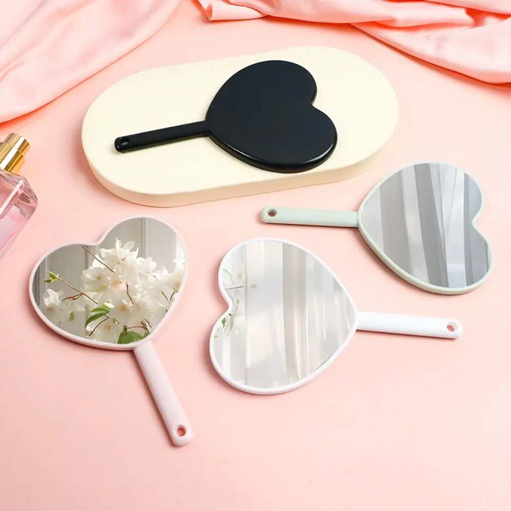 Fashion Love Makeup Mirror Sweet Girl Style Makeup Mirrors Handheld Makeup Mirror Suitable for Carrying Around Cute