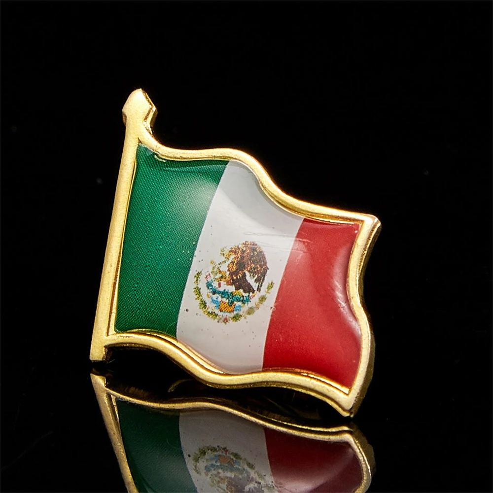 Mexico National Waving Flag Lapel Pin Brooche Pin Badges Brooch for Clothes Bags Decoration