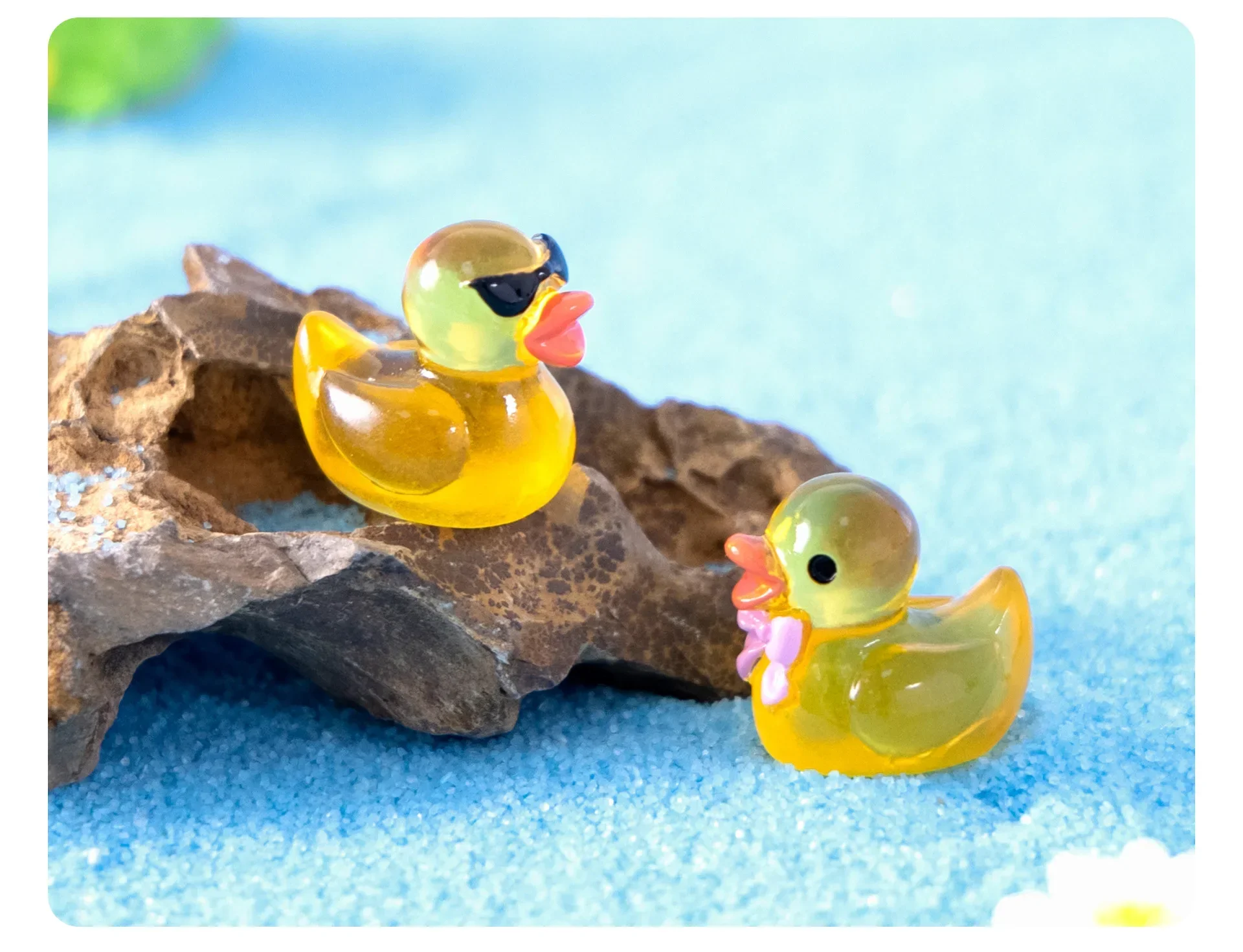 100/50PCS Mini Yellow Luminous Duck Ornament Miniature Figures Tiny Duck Micro Fairy Garden Landscape Fairy Garden Home Decor