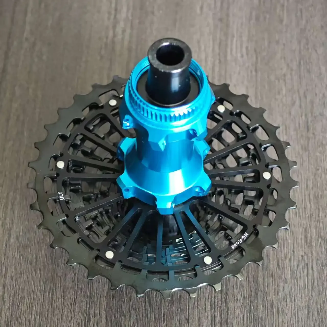GOLDIX Ultralight CNC Black Road Bike Cassette k7 11/12 Speed 32T 34T 36T 11V 12V HG Freewheel Hollow Bicycle Chain Wheel