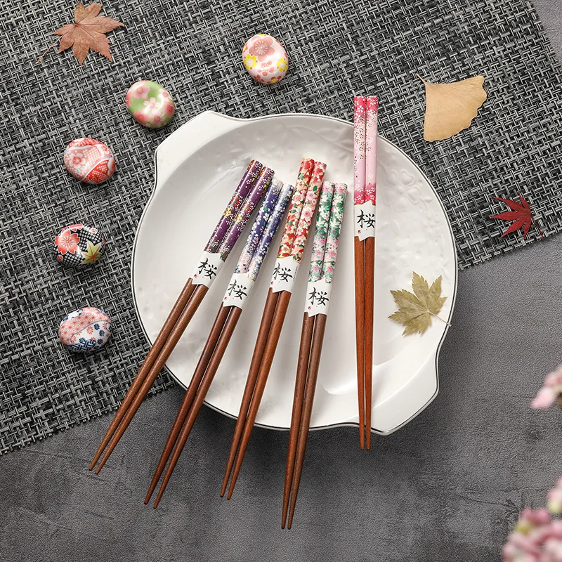 Chinese Panda Chopsticks Japanese Korean Sushi Solid Wood Chopsticks Wedding Gift Chop Sticks Hashi Two Pairs Chopsticks Set