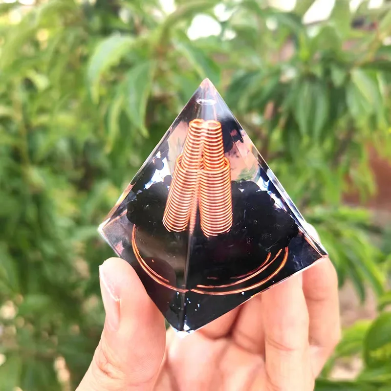 Energy Pyramid Orgonite Reiki Natural Amethyst Peridot Reiki Chakra Meditation Tool Room Decor Crystal Gifts Pyramid