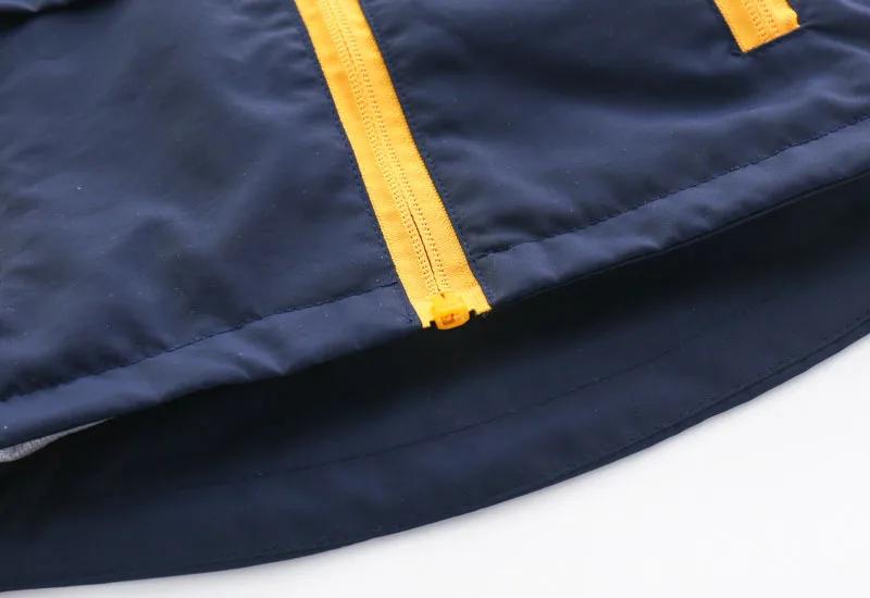 High Quality Spring Autumn Boys Coat Cartoon Car Hooded Zipper Sport Coat For 2-6 Years Kids Children Present Windbreaker