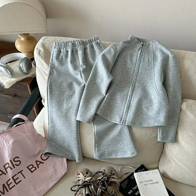 2026 New Fashion Baby Girls 2PCS/Set Sports Clothes Solid Color Zipper Jacket Tops Flared Pants Suit For Spring Autumn Kids