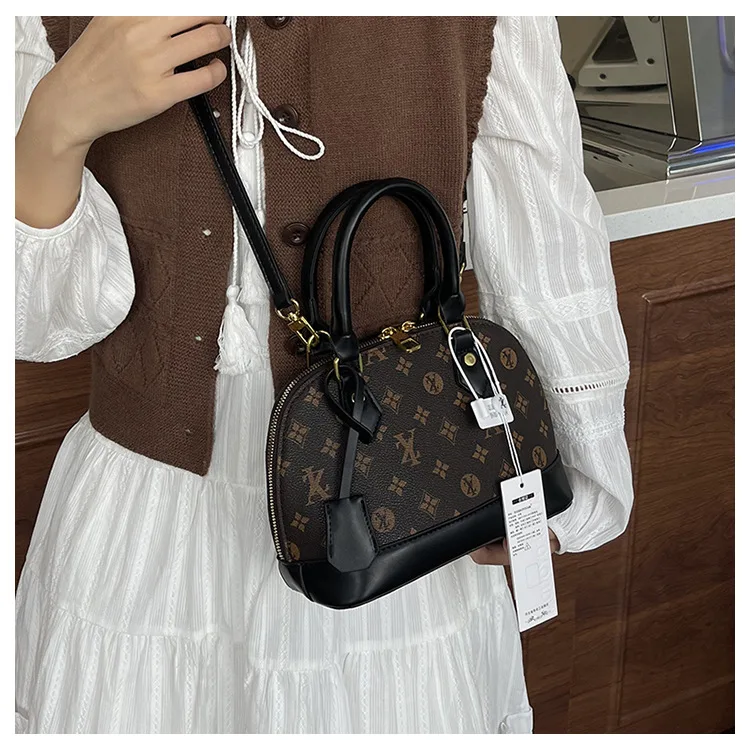 2026 New Women's Bags New Arrivals with Niche and Elegant StyleThis Year's Popular Bestselling Shoulder Bags High-End Sense