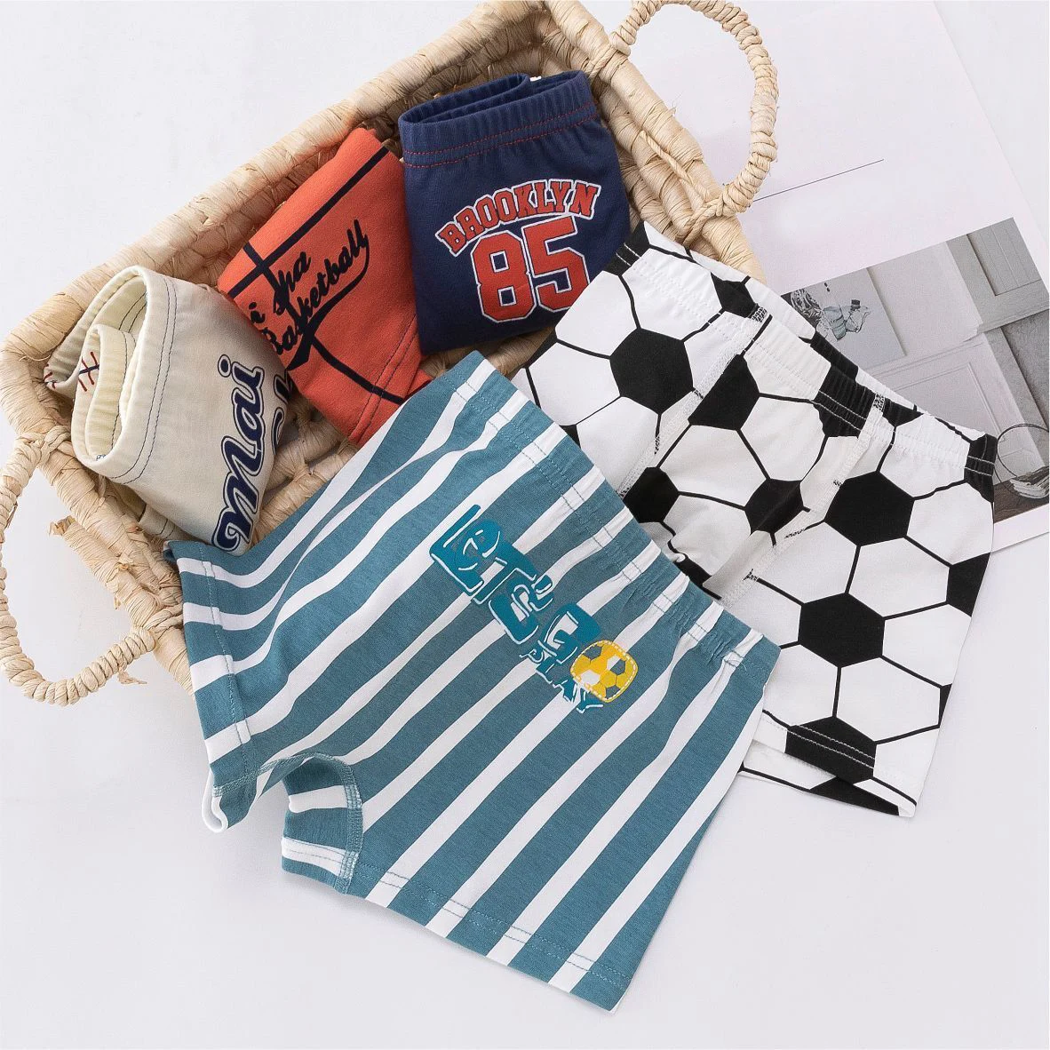 Children's Underwear Cotton Boxer Shorts for Boys and Teenagers Boxer Shorts 5-Pack
