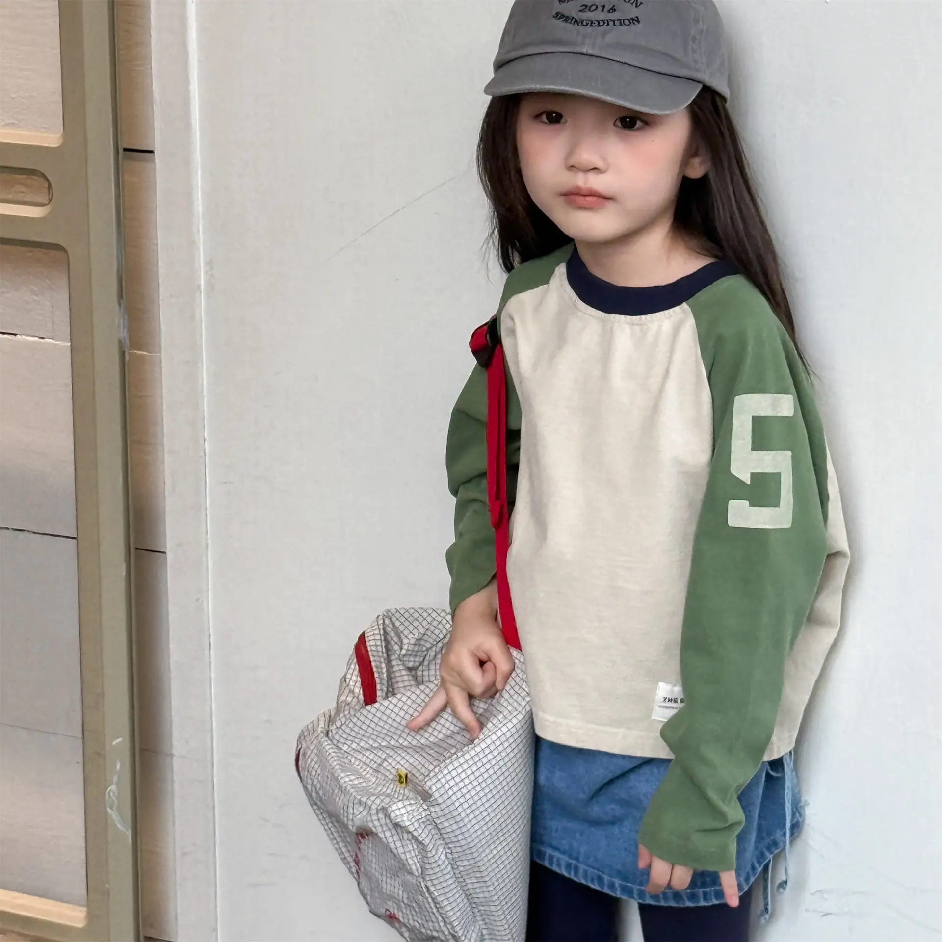 Autumn Kids Cotton Letter Print Base T-Shirts Korean Style Color Block Long Sleeves Loose Kids Top for 1-6Y Boys and Girls