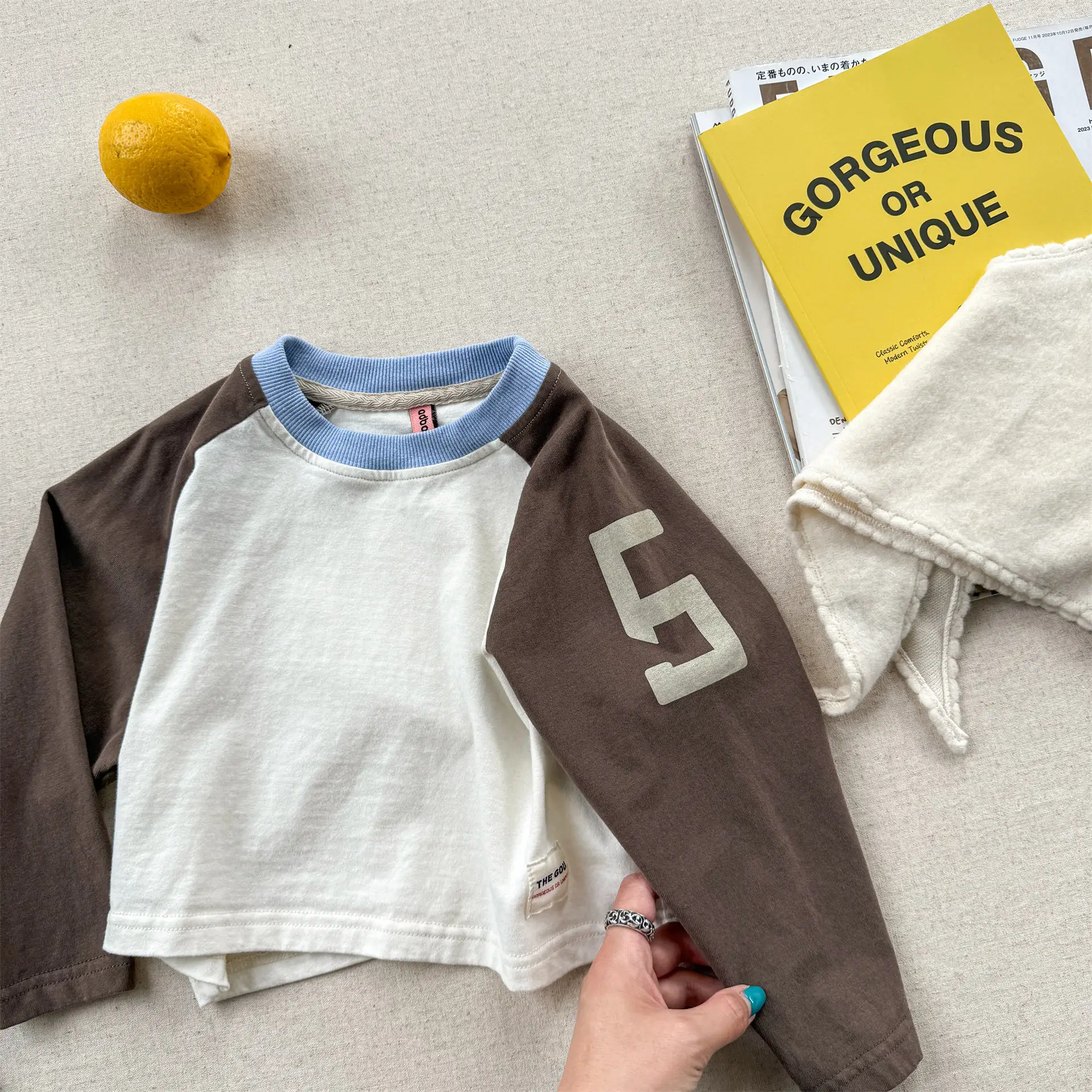Autumn Kids Cotton Letter Print Base T-Shirts Korean Style Color Block Long Sleeves Loose Kids Top for 1-6Y Boys and Girls