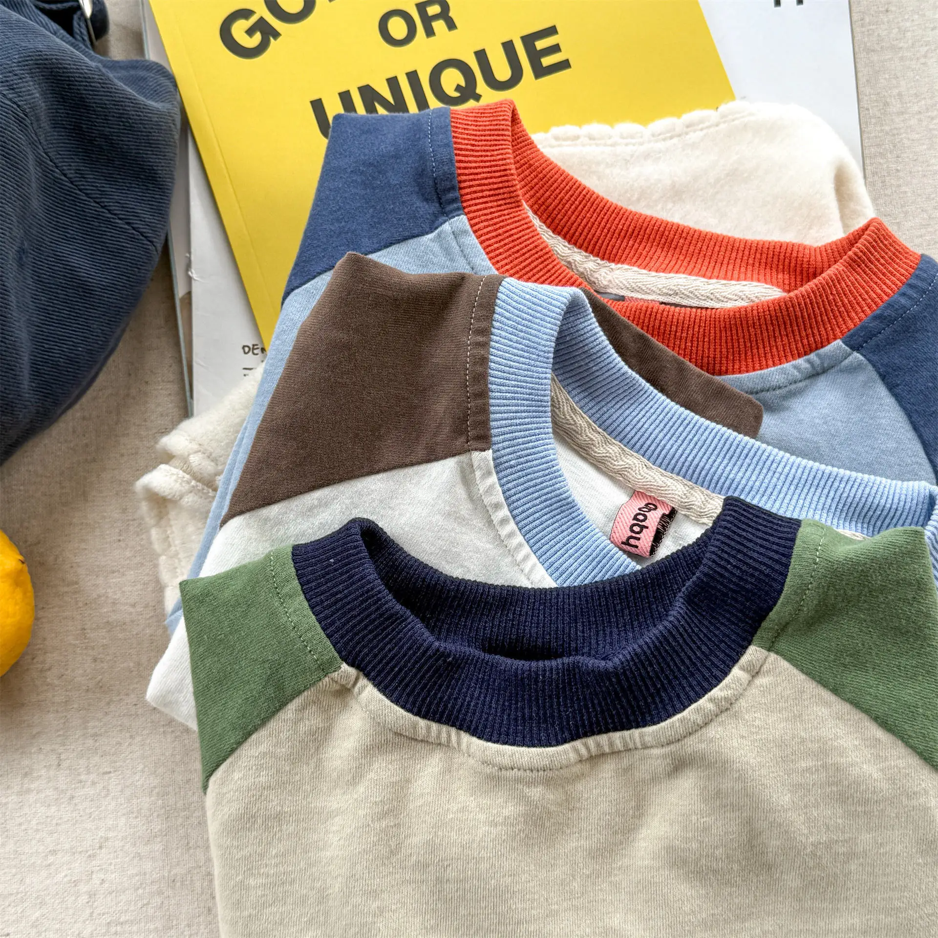 Autumn Kids Cotton Letter Print Base T-Shirts Korean Style Color Block Long Sleeves Loose Kids Top for 1-6Y Boys and Girls