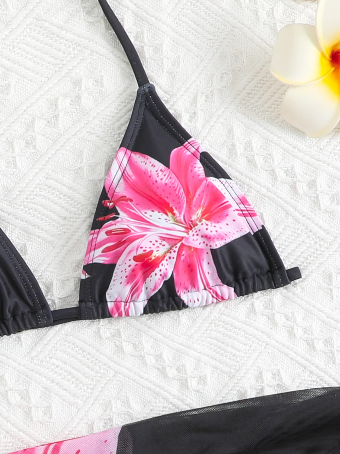 2026 New Trendy Girls' Swimwear Chindren Girls Bikini Swimsuit Set with Flower Print Three-Piece Outfit Bathing Suit 7 To 16Y