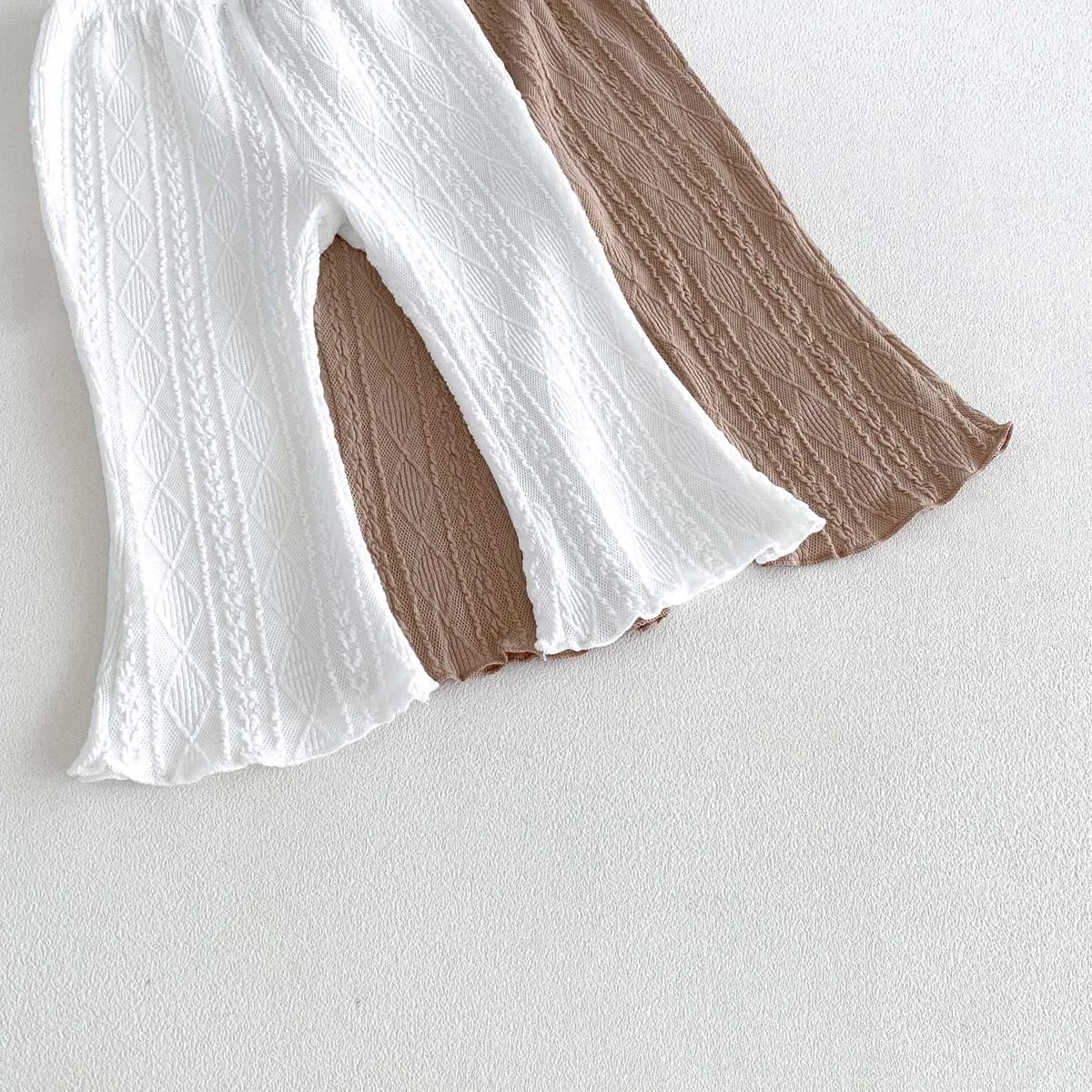 Girls' Lace Large Lapel Long-Sleeved Top + Knitted Flared Pants Two-Piece Set, Cable Knit Texture Baby Korean-Style Outfit, Spring and Autumn Home and Outdoor Children's Clothing
