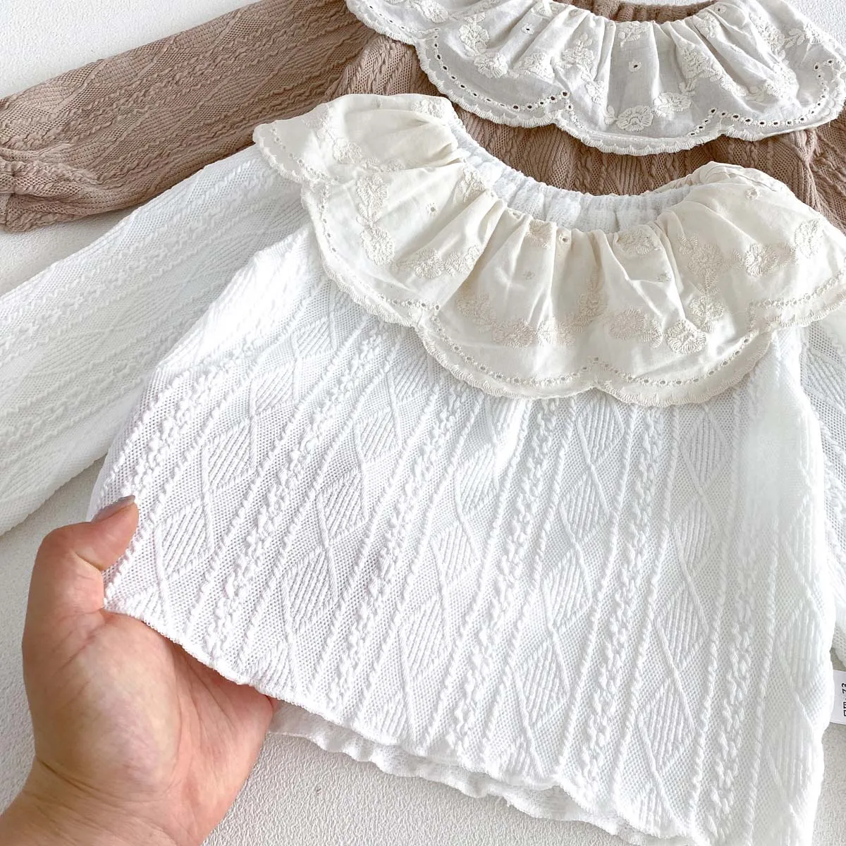 Girls' Lace Large Lapel Long-Sleeved Top + Knitted Flared Pants Two-Piece Set, Cable Knit Texture Baby Korean-Style Outfit, Spring and Autumn Home and Outdoor Children's Clothing