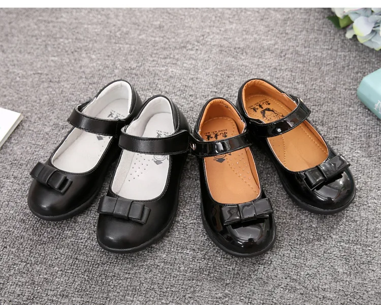 Children's Metal Buckle Leather Shoes Girls Ceremonial Show Small Leather Shoes Girls Bow Princess Shoes Children Perform Flats