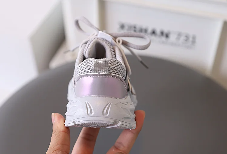 Thick-soled Children's Sports Shoes Autumn Leather Fashion Girl's Running Shoes Boys' Casual Shoes Lace-up Soft Sole Kids Shoes