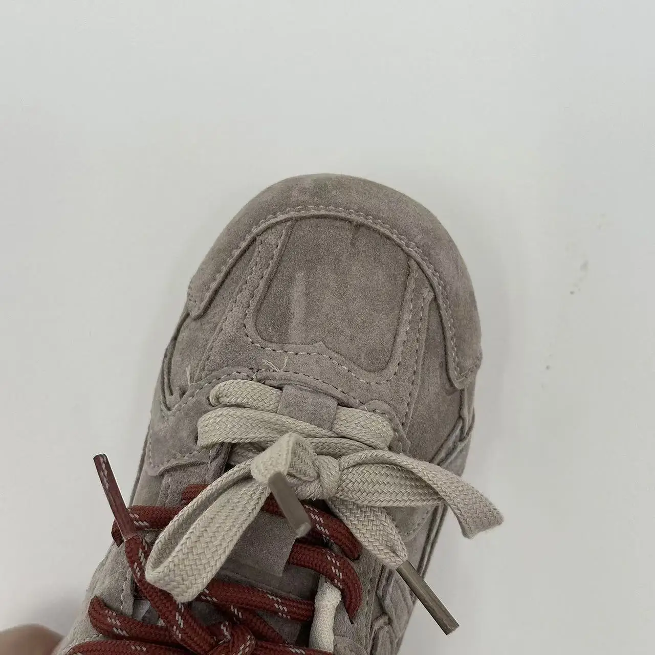 Kids Retro Suede Lace-up Sneakers Breathable Upper Non-slip Rubber Sole Casual Shoes for Toddler Boys Girls Daily Wear