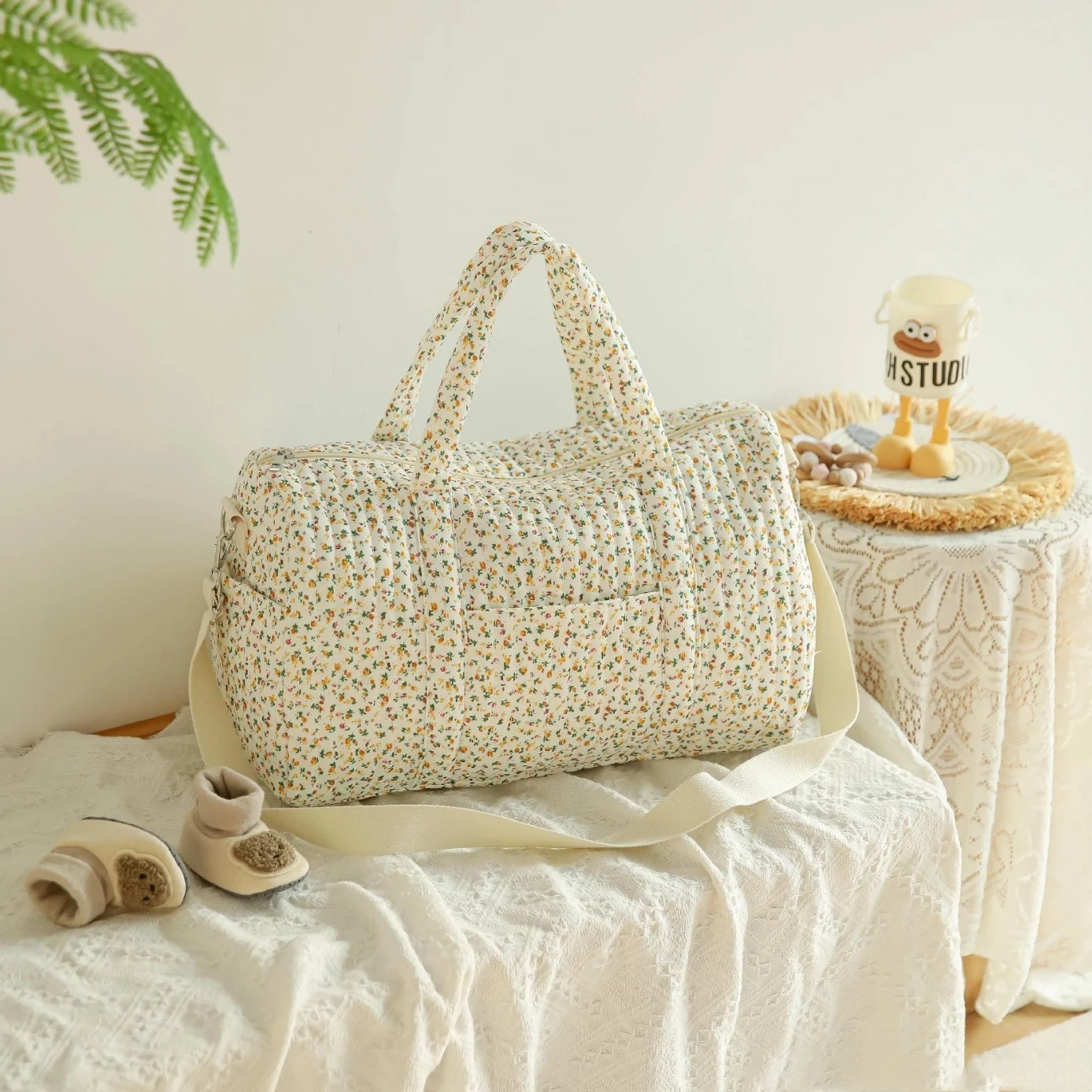 Large Capacity Mommy Bag Travel Tote Bag for Women Baby Diaper Bag Floral Print Multifunctional Crossbody Bag