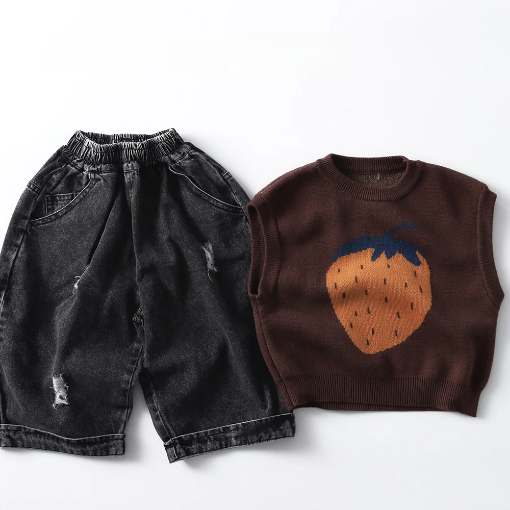 Children Baby Knitted Coffee Brown Vest Spring Cartoon Strawberry Fruit Pattern Sleeveless Sweater Top for 1-6 Years Old Kids