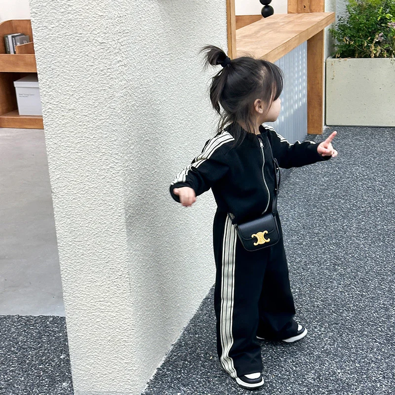 Autumn Gilrs Sports Sets Kids Striped Coats+Trousers 2Pcs New Casual Loose Outfits Children Fashion Clothes Suits 2-8 Years