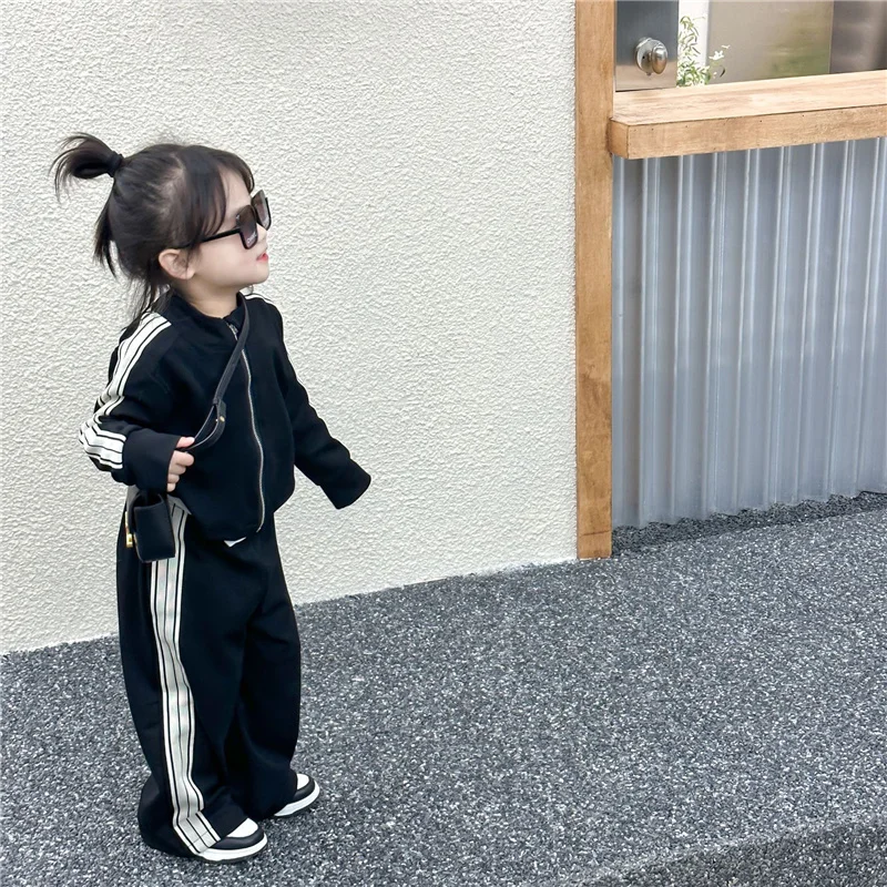 Autumn Gilrs Sports Sets Kids Striped Coats+Trousers 2Pcs New Casual Loose Outfits Children Fashion Clothes Suits 2-8 Years