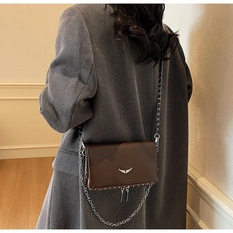 2026 New French-style Diamond-Inlaid Wing Envelope Bag - Fashionable and Versatile ZV Bag - Classic Retro Single Shoulder Crossb