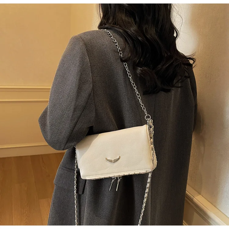 2026 New French-style Diamond-Inlaid Wing Envelope Bag - Fashionable and Versatile ZV Bag - Classic Retro Single Shoulder Crossb