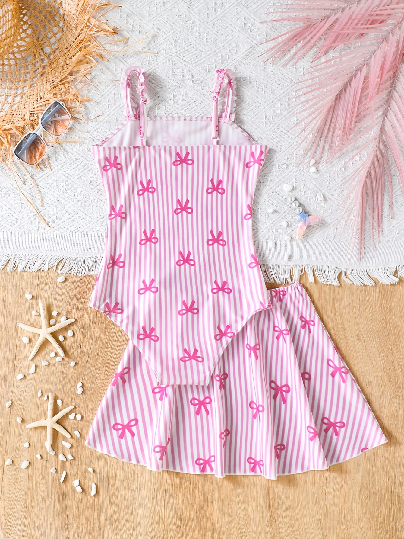 Girls' Summer Swimwear Set: Pink Bow and Striped Print Strapless One-Piece Swimsuit and Short Skirt Two-Piece Set Suitable for Girls Aged 8-12, Versatile Clothing for Beach and Pool