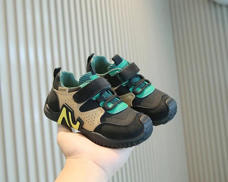 2026 Spring New Fashionable and Versatile Children's Casual Shoes for Boys and Girls Comfortable Anti slip Outdoor Running Shoes