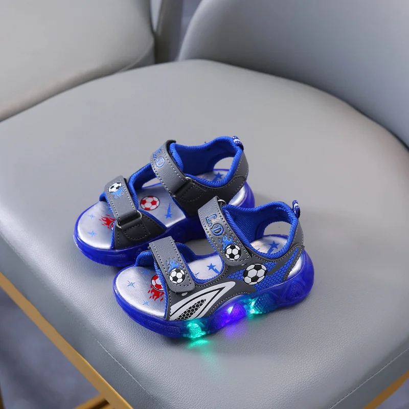 Children's Shining Light Soft Bottom Sandals Kids LED Light Shoes Little Boys Sandals With Lights Kids Glowing Light Beach Shoes