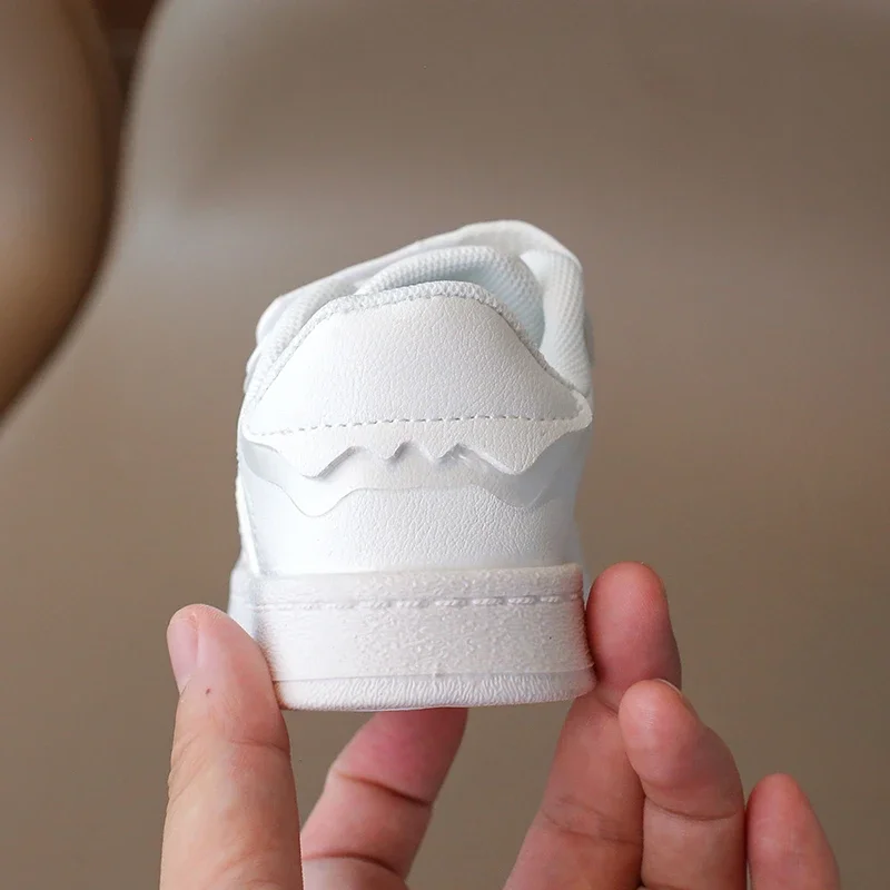 Childrens Baby Sneakers Blue Leather Boys Girls Toddler Shoes Four Seasons Models Pink Versatile Non-slip Small Kid Single Shoes