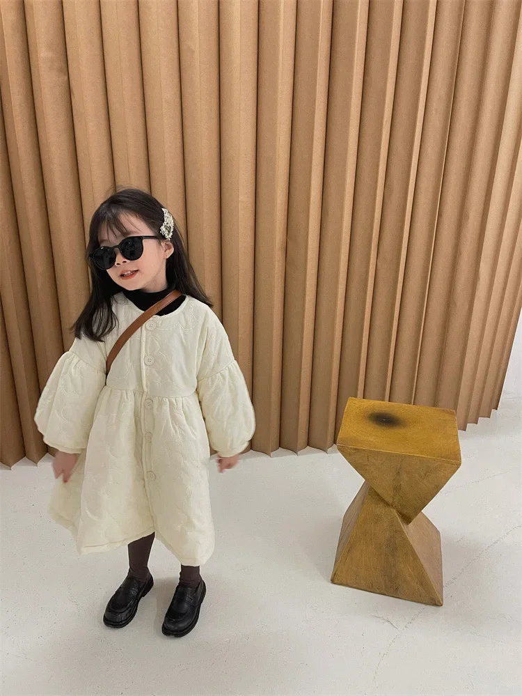 Children's Coats Autumn and Winter Coat with Floral Embroidery Puffed Sleeves Girls Coat Baby Girl Winter Clothes