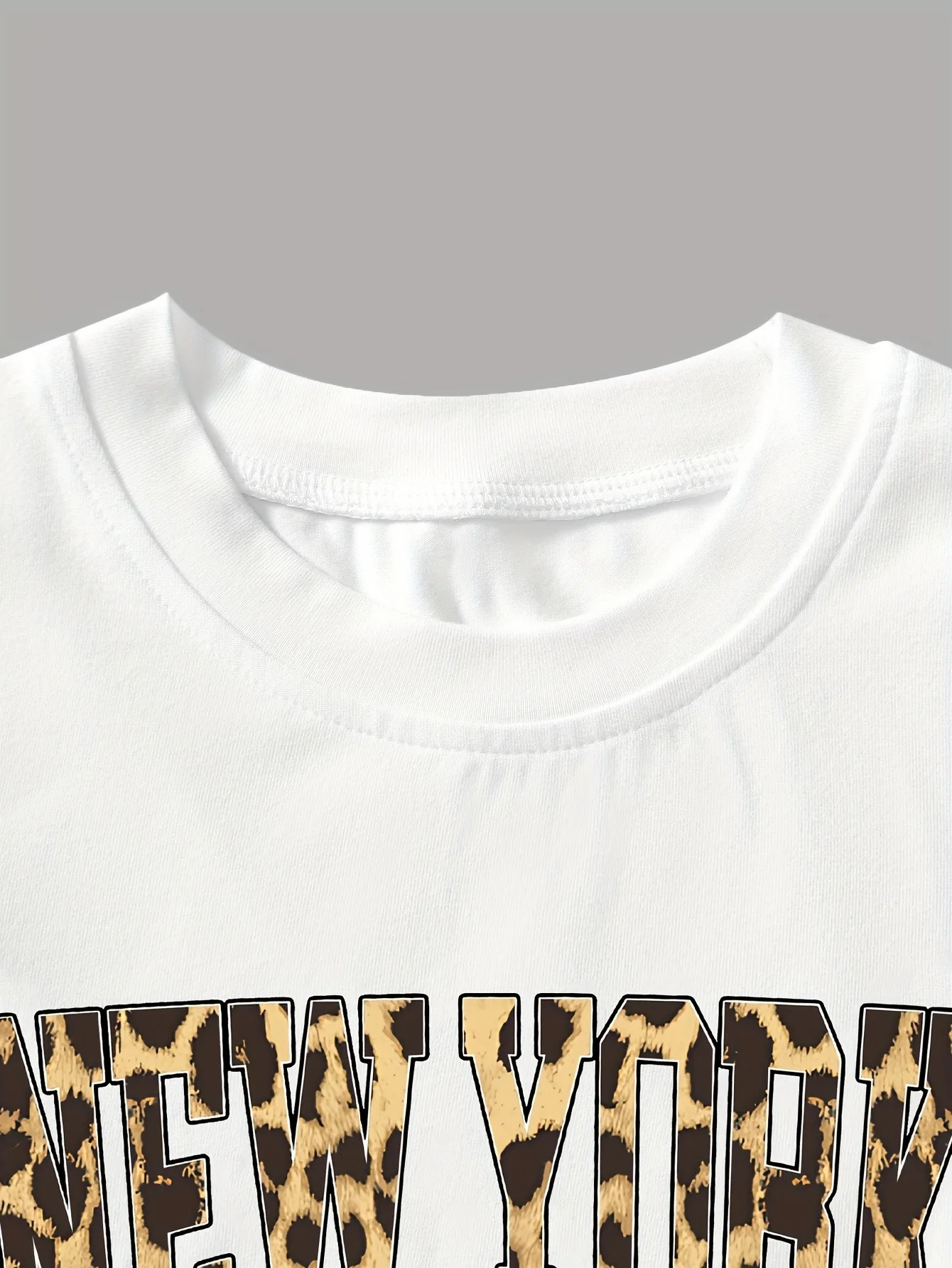 Comfy Girls 2-Piece Casual Set, Soft New York Print T-Shirt + Elastic Waist Leopard Bow Pants for Summer
