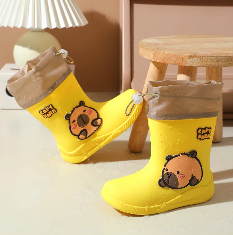 One Pair of Toddler Mid-Calf Rain Boots for Boy and Girl Comfortable Soft Sole Capybara Rubber Water Shoes Elastic Band