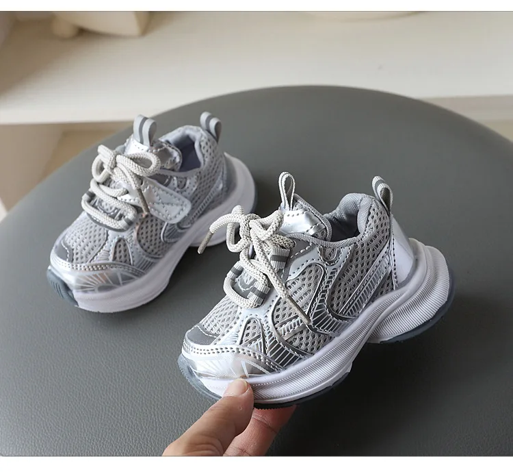 Girls' Sports Shoes 2026 New Style Soft Sole Children's Casual Shoes Fashionable Breathable Stripe Dad Shoes for Kids Boy