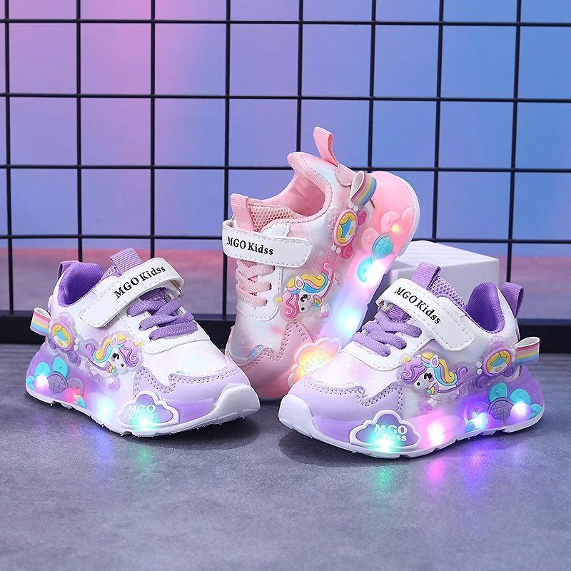 MGO Kidss Spring and Autumn New Girls' Shoes Glow Shoes Flashing Shoes rainbow Pony Daddy Shoes Children's Sports Shoes Girls so