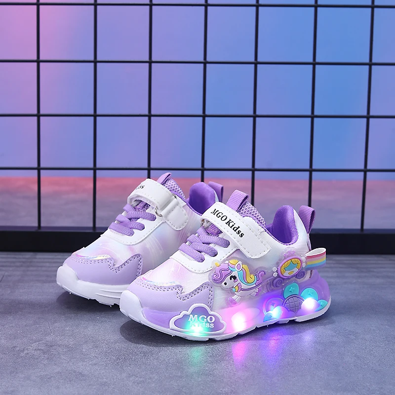 MGO Kidss Spring and Autumn New Girls' Shoes Glow Shoes Flashing Shoes rainbow Pony Daddy Shoes Children's Sports Shoes Girls so