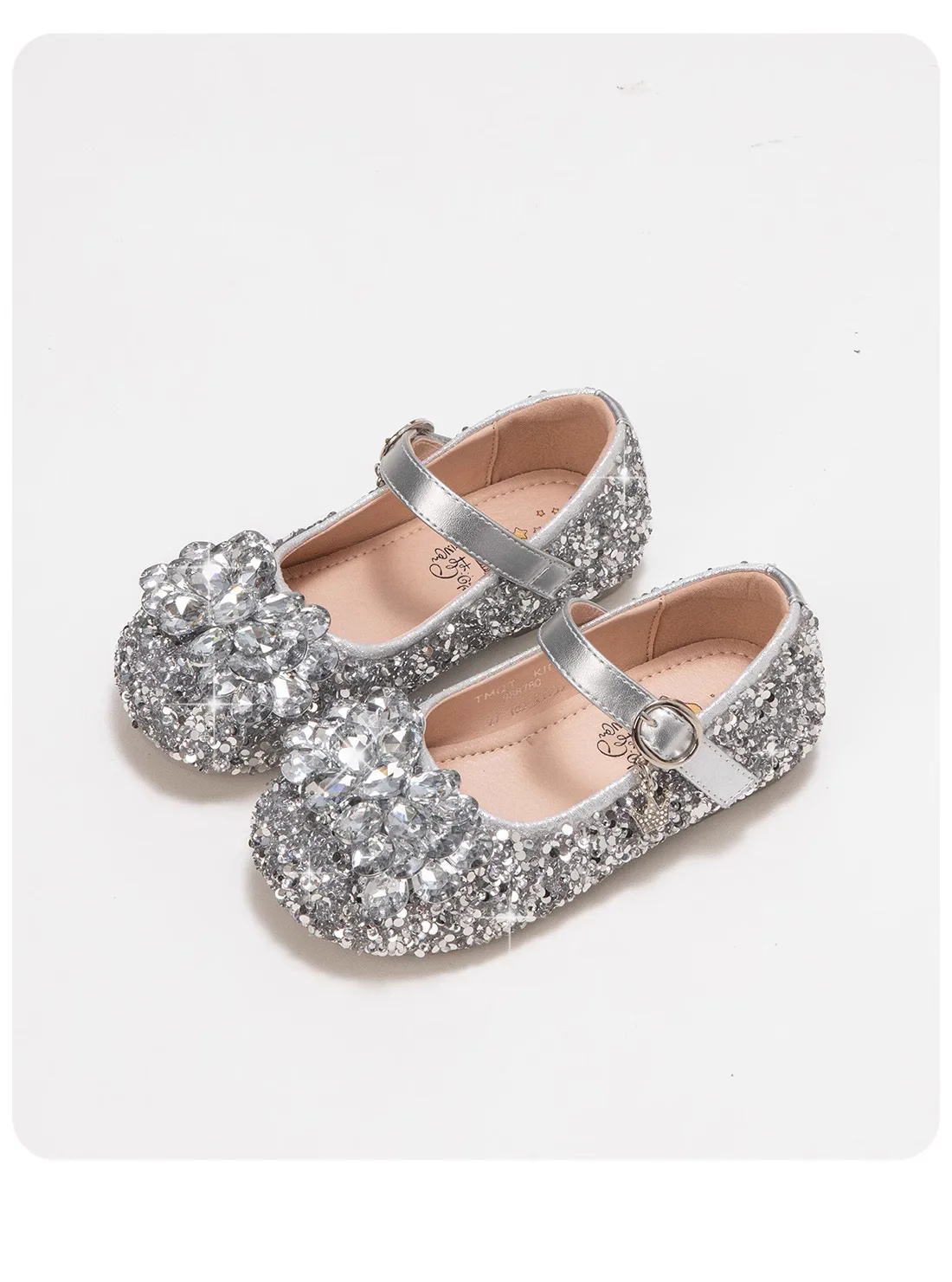 Girls Crystal Slip-On Shoes Soft Bottom Rhinestone Princess Flats Spring Autumn New Style Kids Lightweight Sweet Leather Shoes