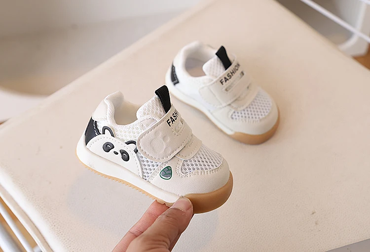 Breathable Hollow Out Mesh Toddler Shoes Soft Bottom Panda Design Girls Walking Sandals Summer New Style Toddler Girl Shoes
