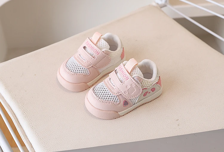 Breathable Hollow Out Mesh Toddler Shoes Soft Bottom Panda Design Girls Walking Sandals Summer New Style Toddler Girl Shoes