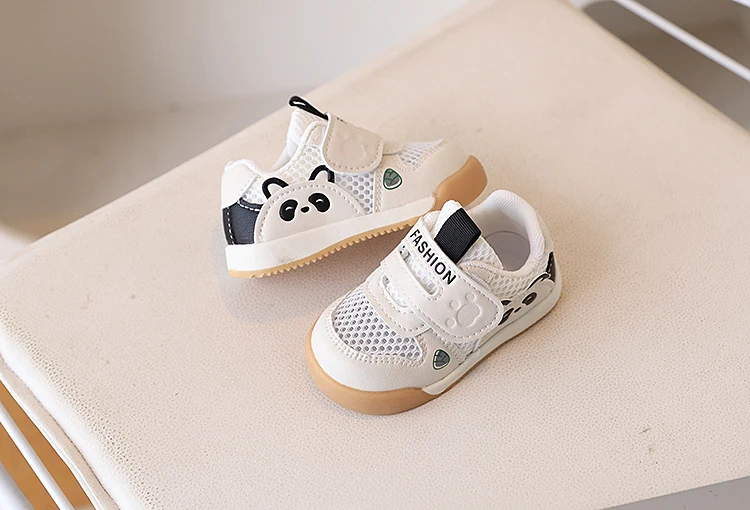 Breathable Hollow Out Mesh Toddler Shoes Soft Bottom Panda Design Girls Walking Sandals Summer New Style Toddler Girl Shoes