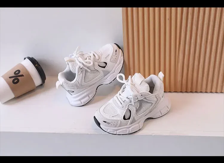 Kids Casual Running Shoes with Thick Soles Boys Girls Fashion Versatile Sports Shoes 2026 New Children Mesh Breathable Sneakers