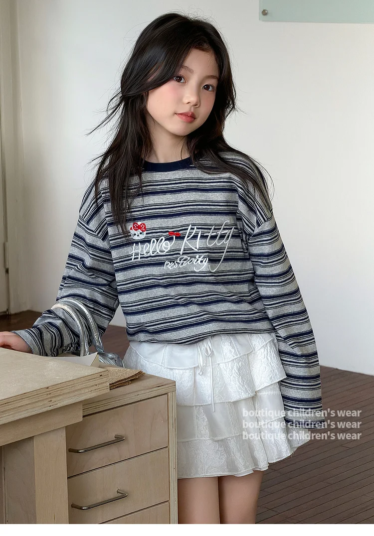 Girls' T-shirt Spring and Autumn Style Western Style Girls' Big Kids Striped Long Sleeve Loose Bottom Shirt Children's Super Bea