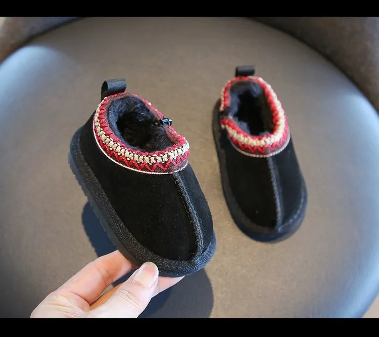 Baby Warm Casual Flat Low Top Snow Boots 2025 Winter Fashion Childrens' Concise Soft Soled Comfortable Non Slip Cotton Shoes