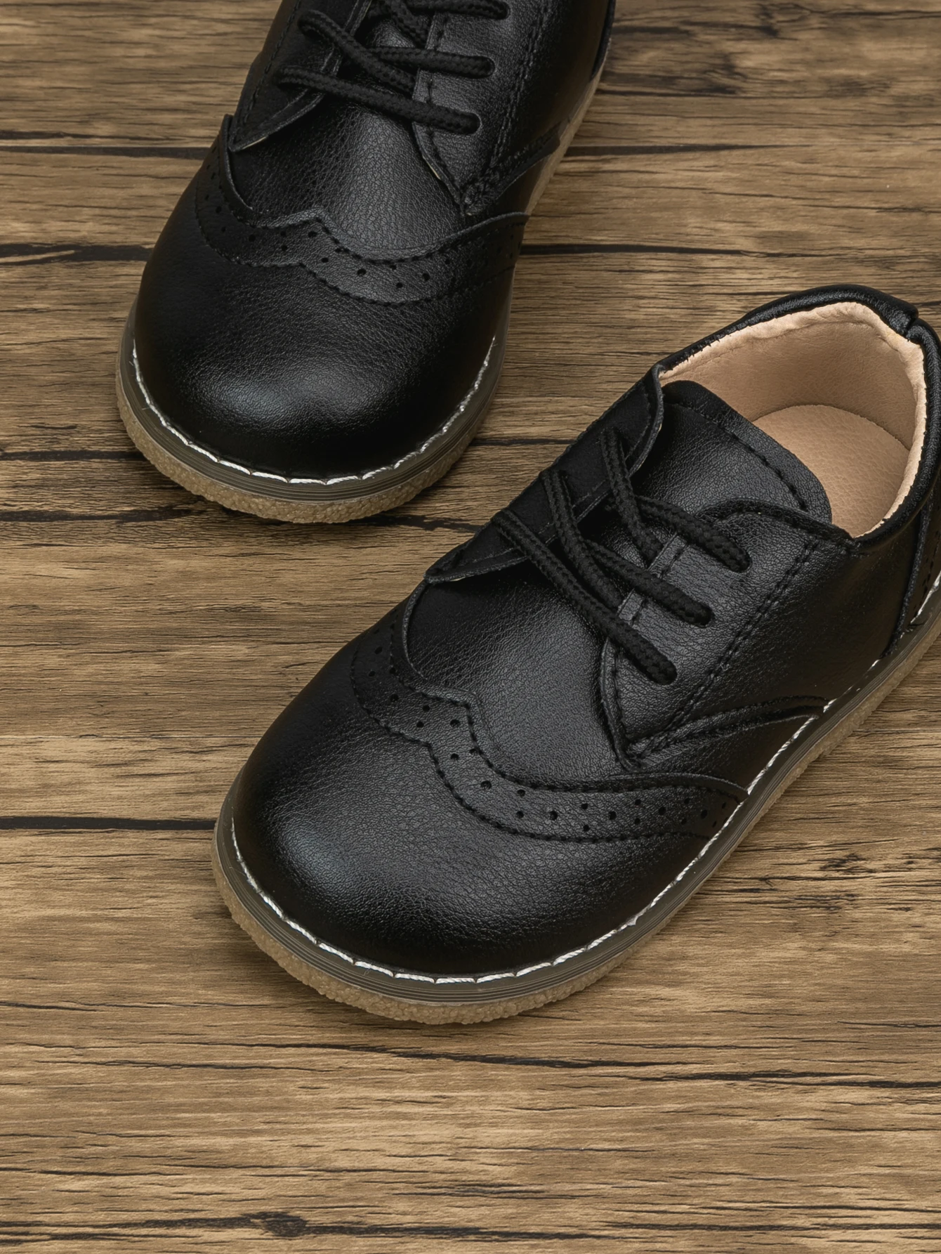 Four Seasons New Children's Leather Shoes Lace-Up Fashion Casual Sneakers Versatile Anti-Slip Waterproof Young Children's Shoes